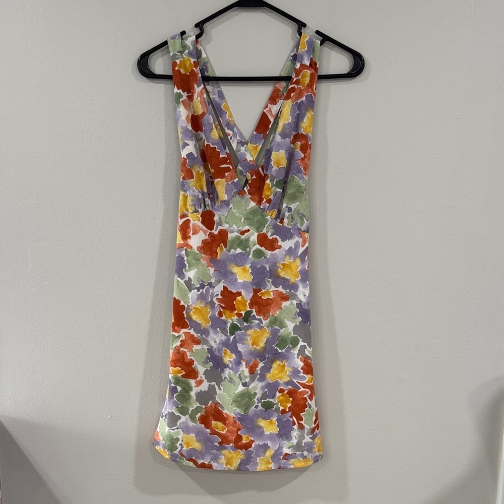 Bailey Rose Floral V-Neck Summer watercolor mini dress - Picture 2 of 8